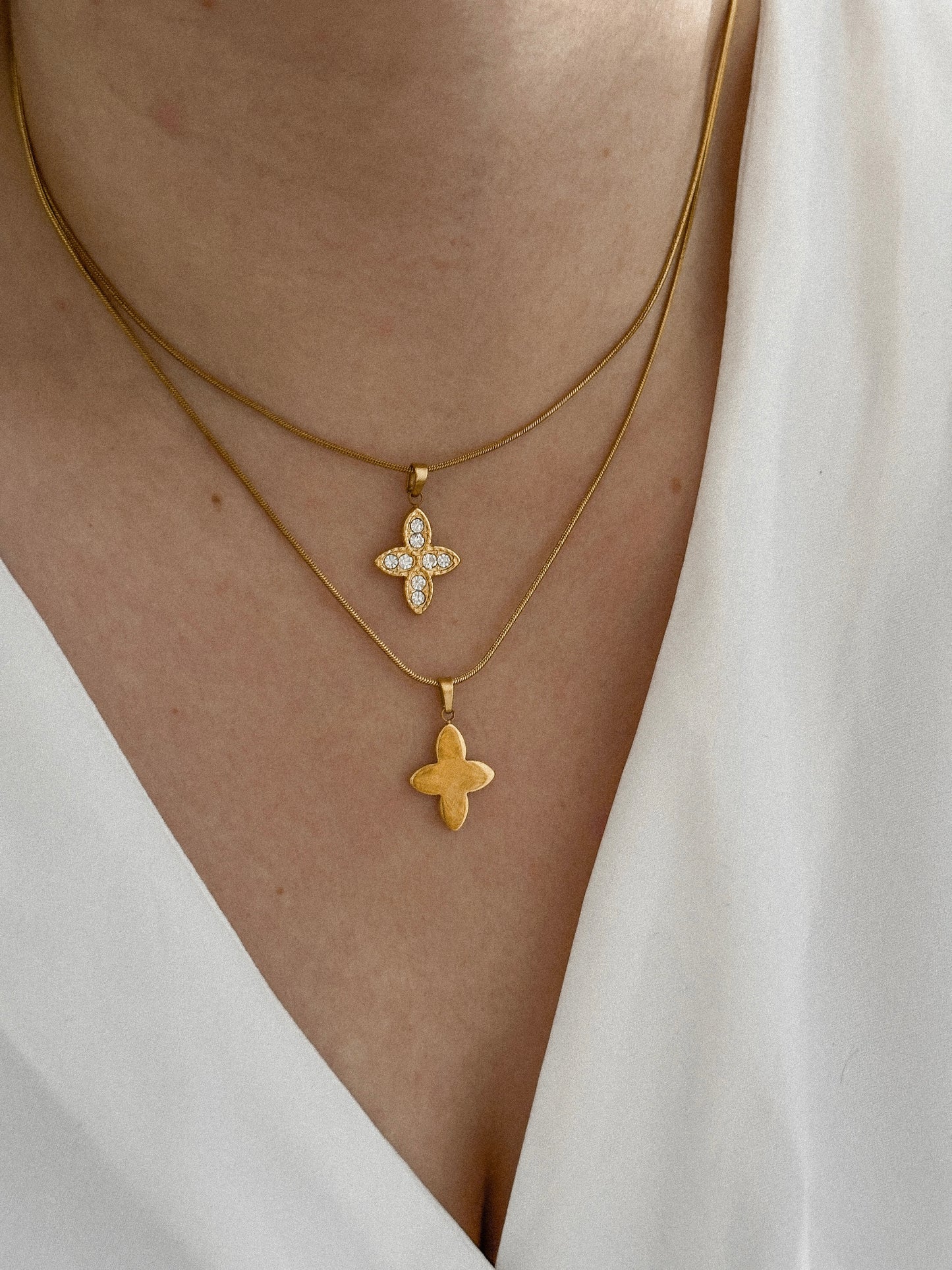 COLLAR FIORE
