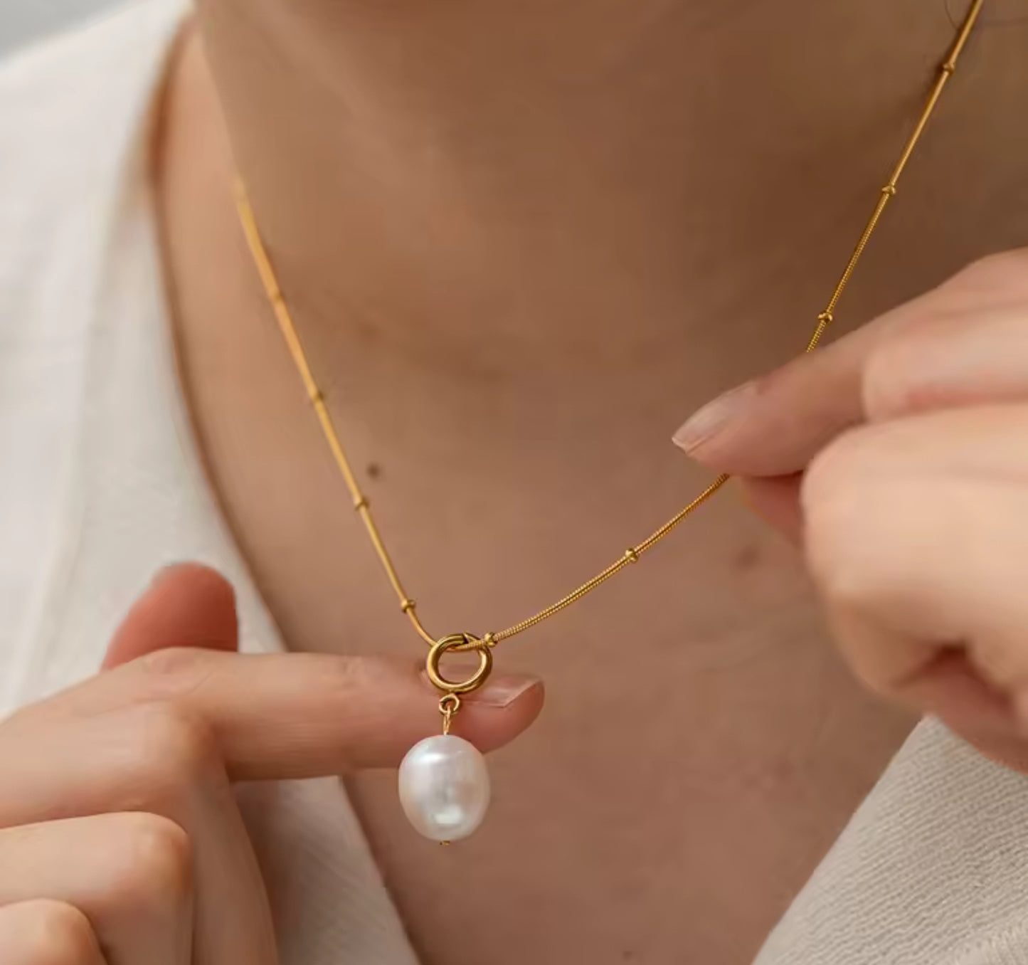 COLLAR EVANGELINE