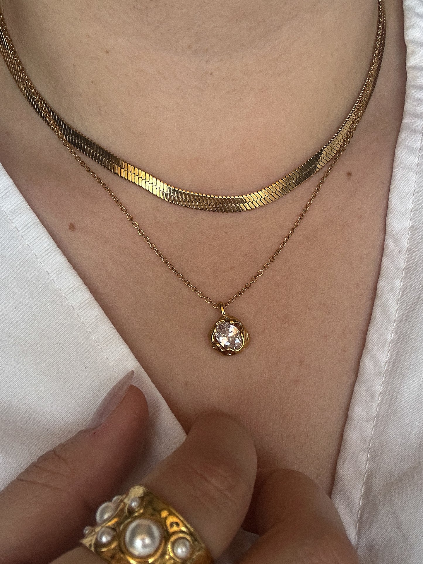 COLLAR EMIRA
